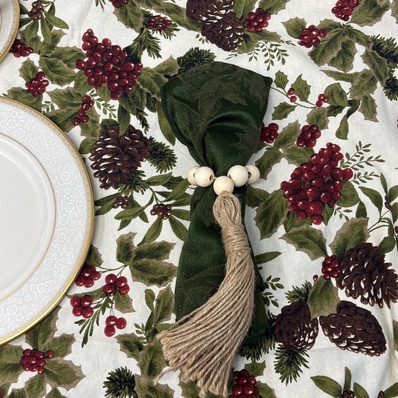 Set of 6 Napkin Rings Wooden Beads & Jute Rope Tassels Rustic Table Setting - Picture 2 of 6